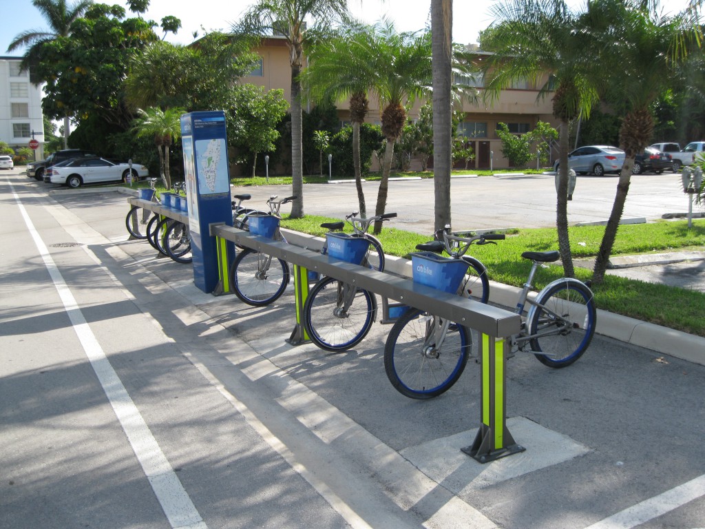 Decobike Docking Station at 95th Street and E Bay Harbor Drive on Bay Harbor Islands