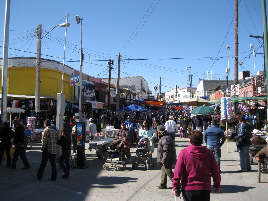 Market at Plaza de Armas in Juárez