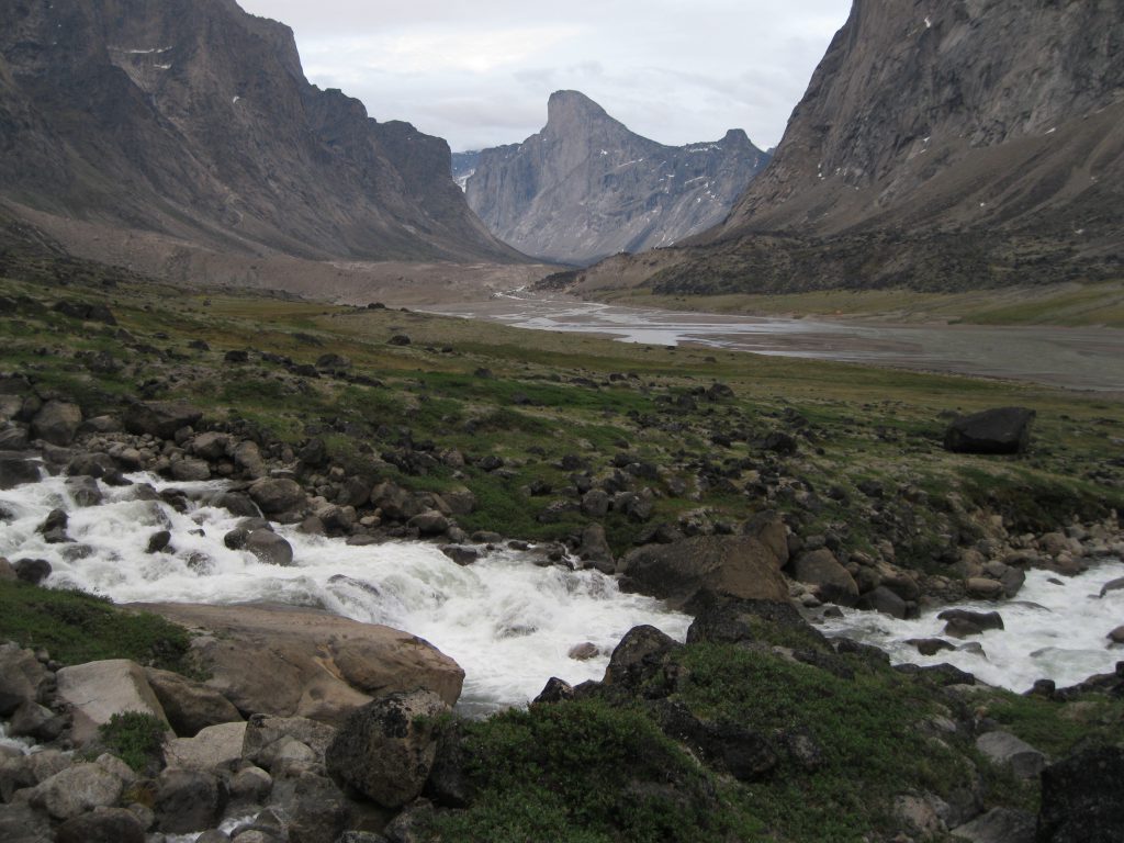 Mount Thor fronted by the stream from Schwarzenbach Falls