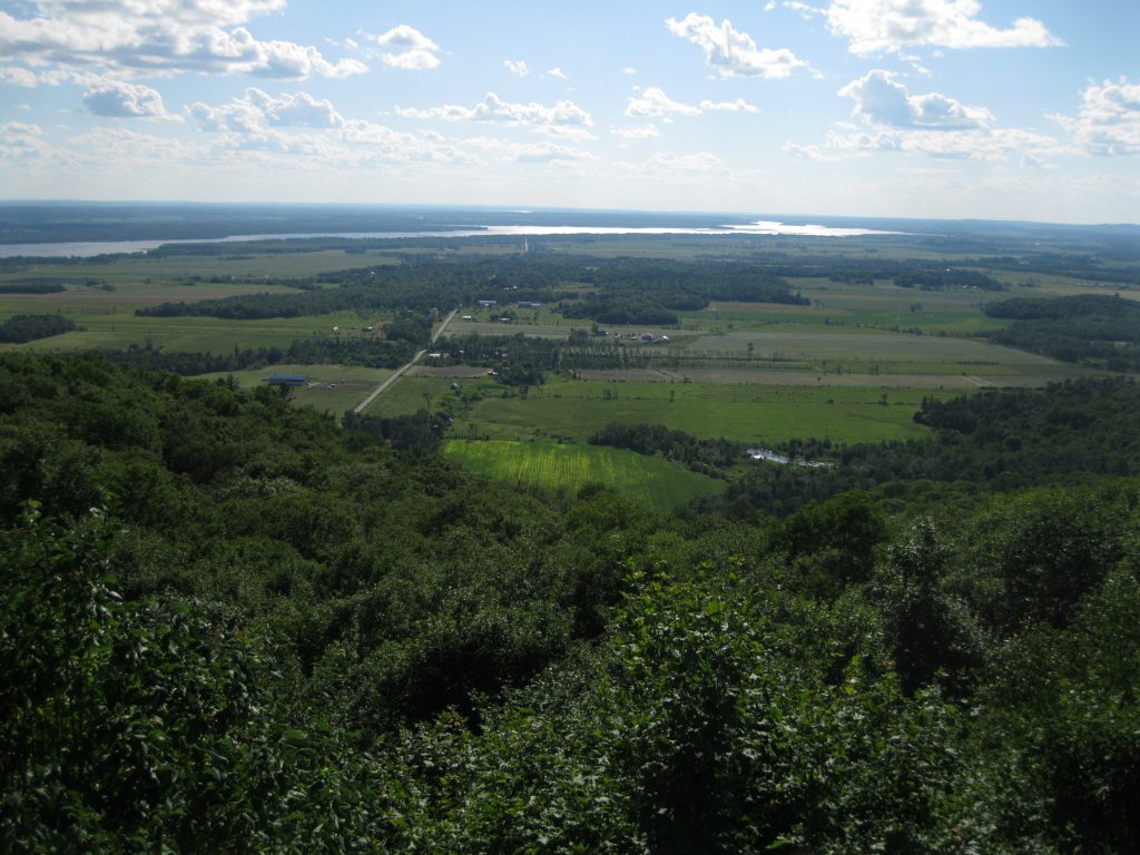 The view of Ottawa Valley from Champlain Lookout